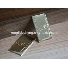 China-Kleidungszubehör nach Maß Gold graviertes Metall-Label-Logo